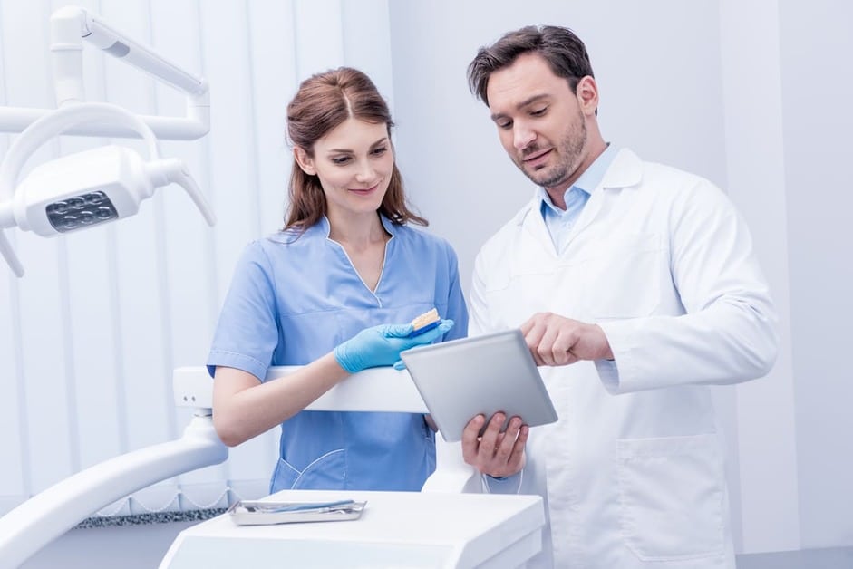 Looking for a Dentist in Edmonton? What to Know Before Choosing a Dental Clinic